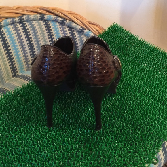 Steve Madden Open Toe Heels - Picture 3 of 4